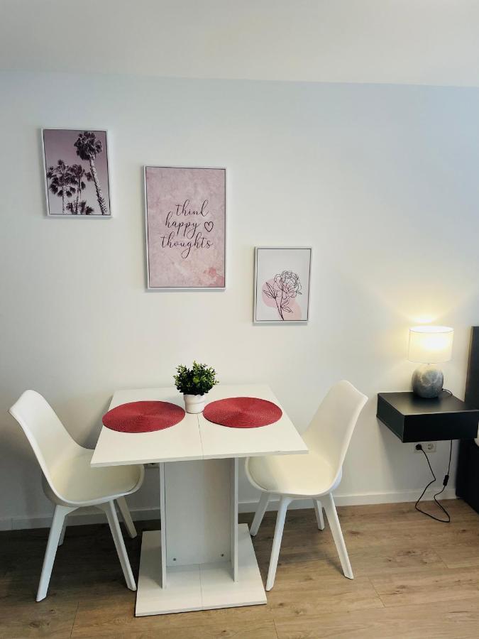 Ferienwohnung Prime Host Dream Karlsruhe Exterior foto