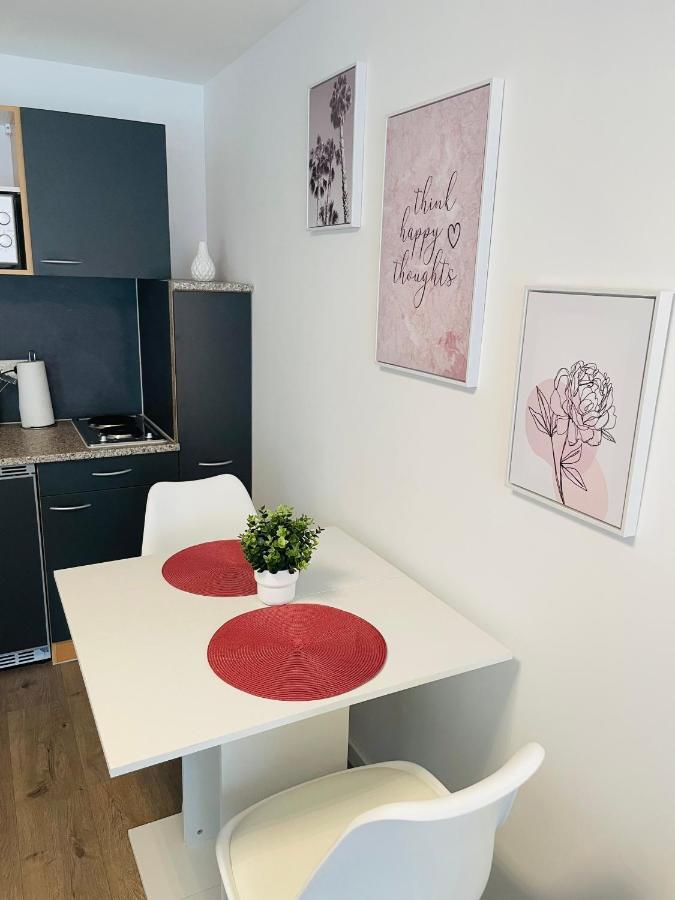 Ferienwohnung Prime Host Dream Karlsruhe Exterior foto